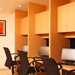 Red Fox By Lemon Tree Hotels, Delhi Airport